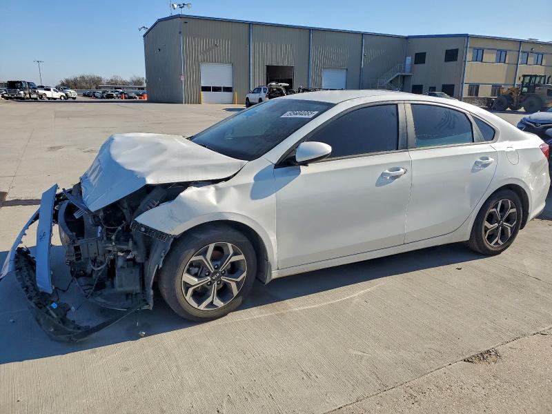 2020 Kia Forte VIN 3KPF24AD2LE198329 — COPART salvage auction photo