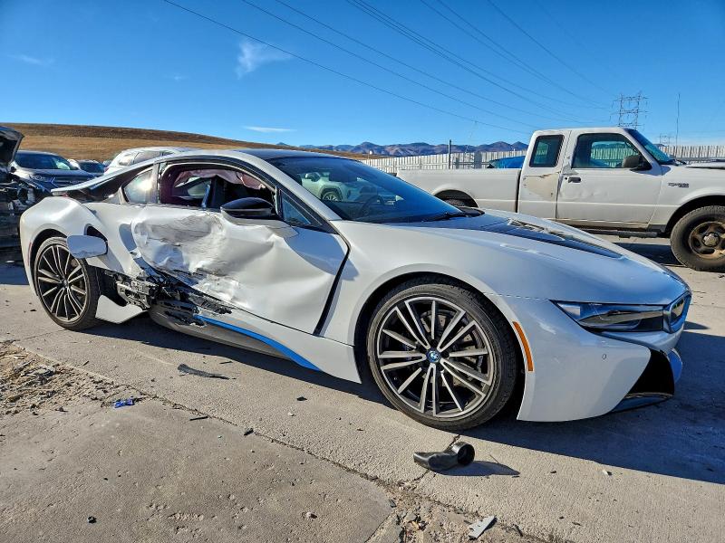 2019 BMW I8 VIN WBY2Z4C53K7D08434 COPART salvage auction — Side, CO - PUBLIC - SALVAGE TITLE, sold $36,000 on 2026-01-19 (photo 4)