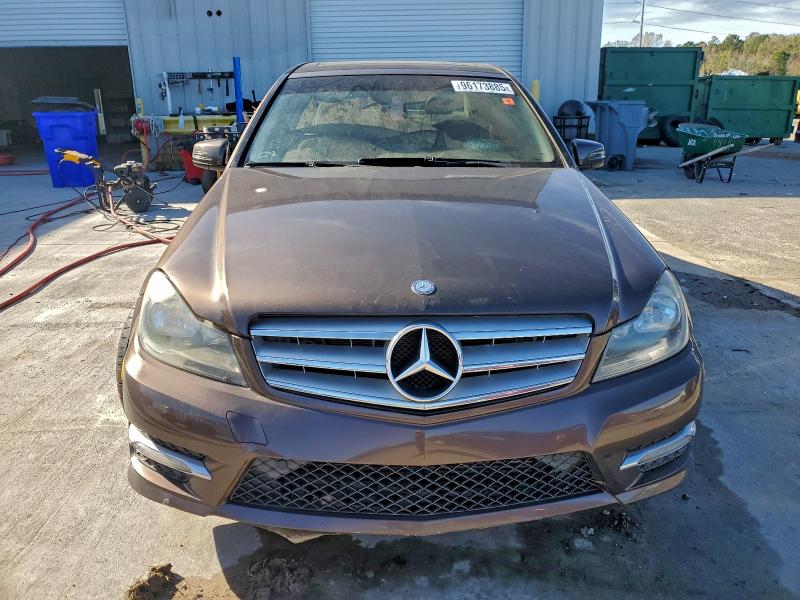 2013 Mercedes-benz C class VIN WDDGF4HB0DR264367 COPART salvage auction — WATER/FLOOD, Ga - Cert Of Title-Flood Salvage, sold $425 on 2026-08-20 (photo 5)