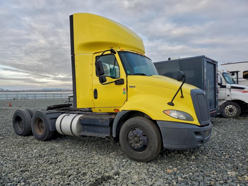 2018 International VIN 3HSDWTZR9JN074438 COPART salvage auction — MINOR DENT/SCRATCHES, Mi - Certificate Of Title, sold $4,550 on 2026-07-30 (photo 1)