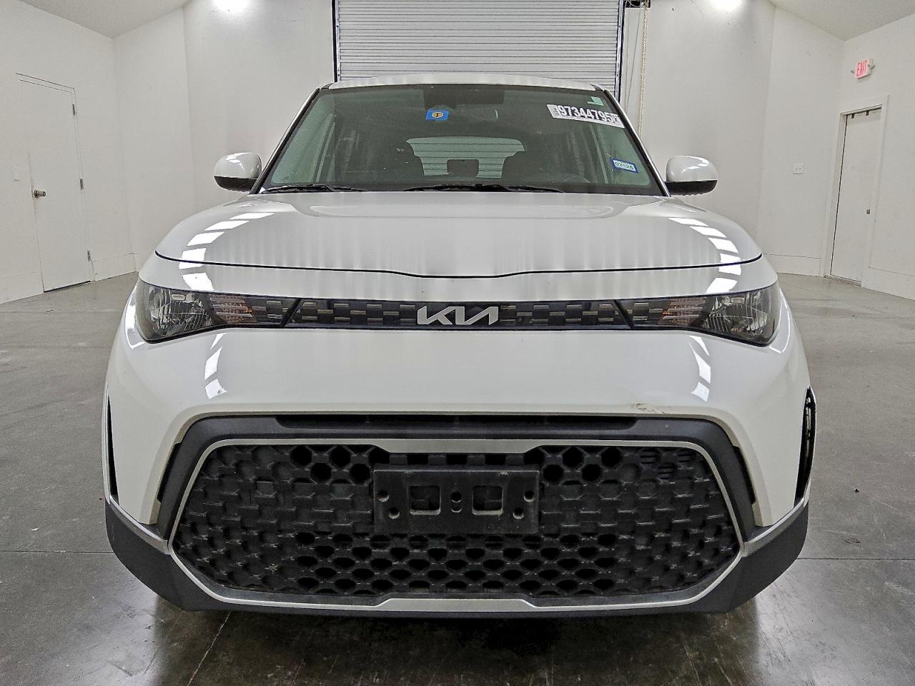 2023 Kia Soul VIN KNDJ23AU5P7885430 COPART salvage auction — Minor Dent/Scratches, IN - CERTIFICATE OF TITLE, sold $11,800 on 2026-07-09 (photo 5)