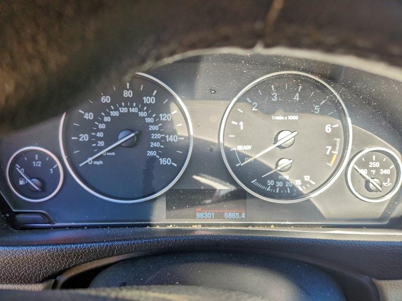 2015 BMW 3er VIN WBA3A5C59FF607841 COPART salvage auction — FRONT END, Fl - Certificate Of Destruction, sold $10 on 2026-08-07 (photo 9)