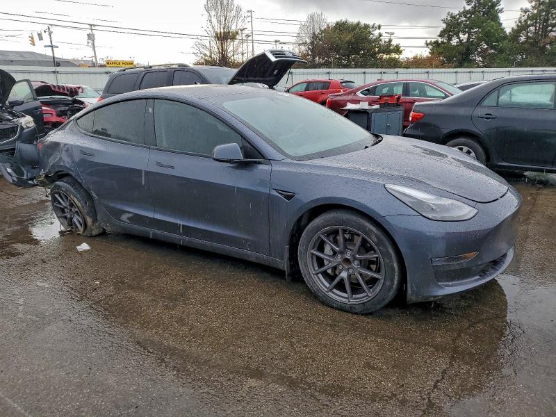 2022 Tesla Model 3 VIN 5YJ3E1EA8NF320665 COPART salvage auction — REAR END, Salvage Title, sold $5,300 on 2026-07-22 (photo 4)