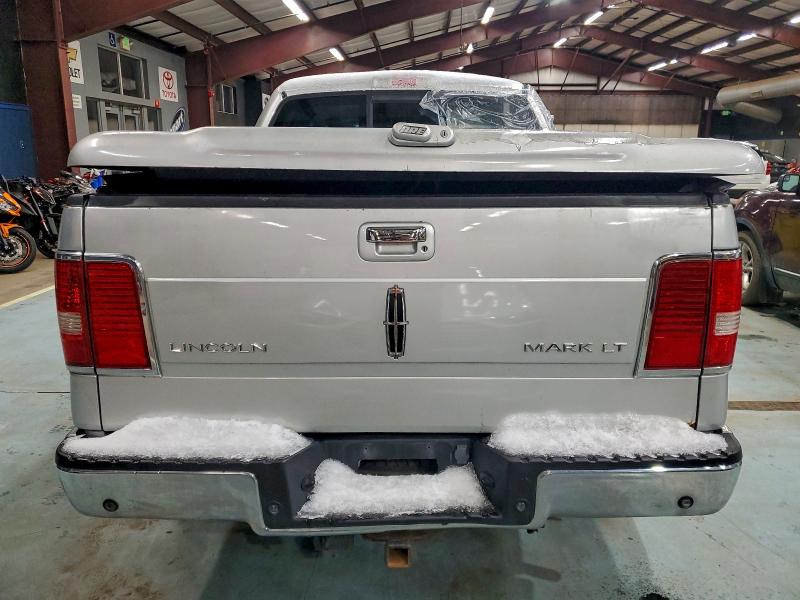 2007 Lincoln Mark series VIN 5LTPW18507FJ12241 COPART salvage auction — REAR END, Ny - Certificate Of Title, sold $1,650 on 2026-07-10 (photo 6)