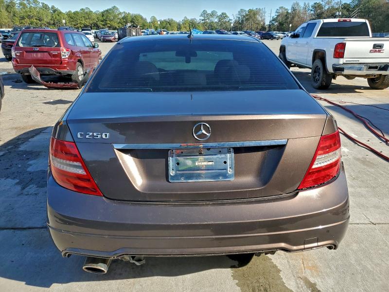 2013 Mercedes-benz C class VIN WDDGF4HB0DR264367 COPART salvage auction — WATER/FLOOD, Ga - Cert Of Title-Flood Salvage, sold $425 on 2026-08-20 (photo 6)