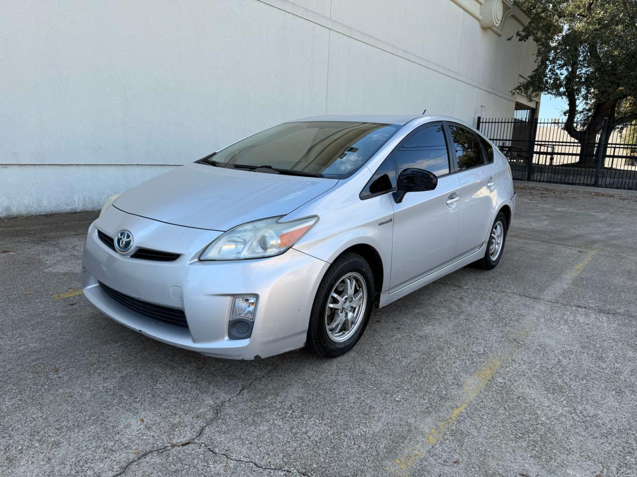 2010 Toyota Prius VIN JTDKN3DUXA0145492 COPART salvage auction — Minor Dent/Scratches, TX - CERTIFICATE OF TITLE (P), sold $4,850 on 2026-01-29 (photo 2)