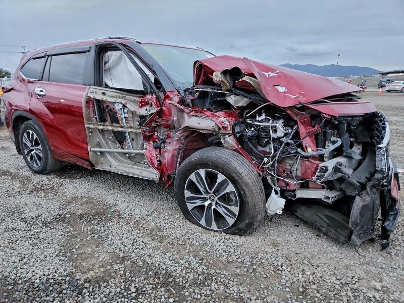 2025 Toyota Highlander hybrid VIN 5TDKBRCH7SS669729 COPART salvage auction — FRONT END, Ca - Salvage Certificate, sold $4,200 on 2026-07-24 (photo 4)