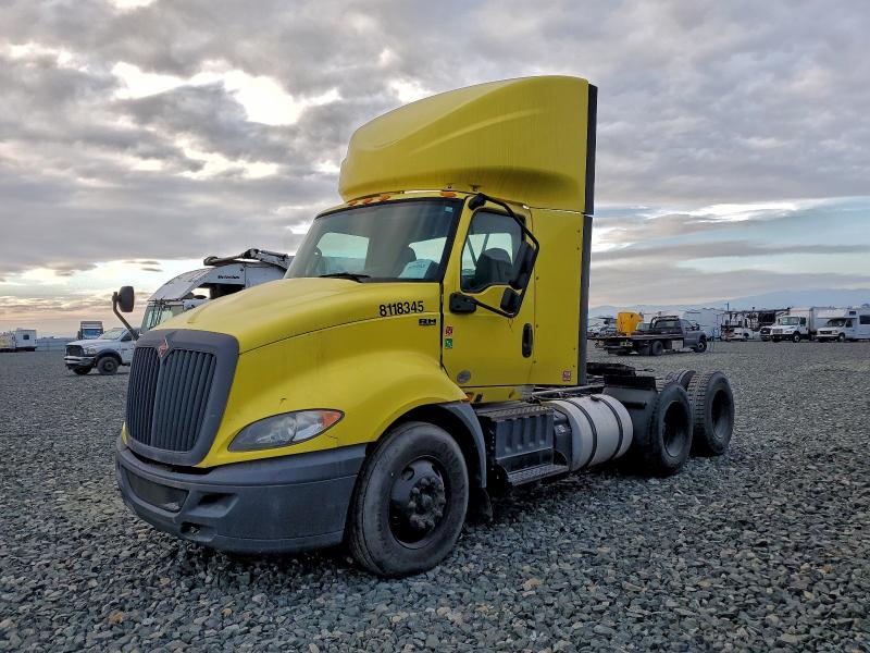 2018 International VIN 3HSDWTZR9JN074438 COPART salvage auction — MINOR DENT/SCRATCHES, Mi - Certificate Of Title, sold $4,550 on 2026-07-30 (photo 2)