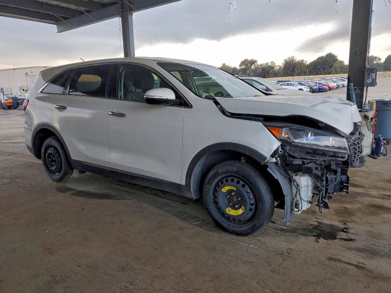 2020 Kia Sorento VIN 5XYPG4A57LG620399 COPART salvage auction — FRONT END, Ca - Dis/Dlr/Exp Only Clean Title, sold $2,600 on 2026-07-28 (photo 4)