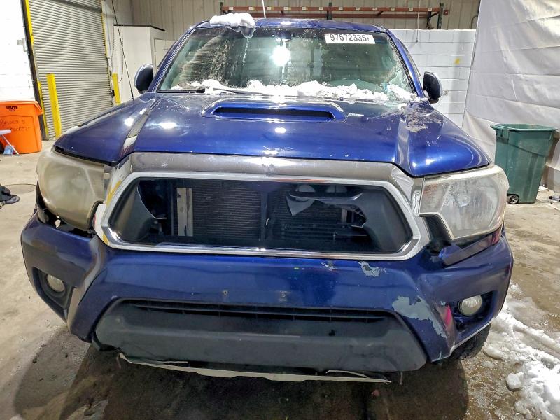 2015 Toyota Tacoma VIN 3TMLU4EN9FM201835 COPART salvage auction — REAR END, Nh - Cert Of Title-Salvage, sold $100 on 2026-07-02 (photo 5)