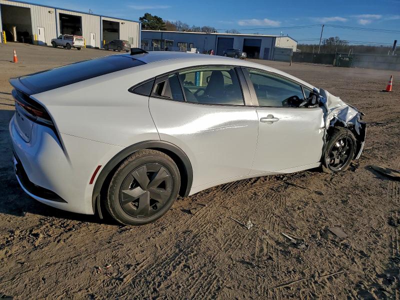 2026 Toyota Prius VIN JTDACAAU9T3068108 COPART salvage auction — FRONT END, Id - Salvage Certificate Of Title, sold $16,600 on 2026-07-06 (photo 3)