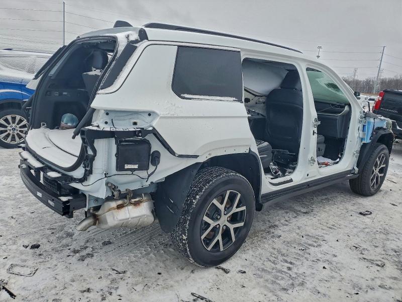 2025 Jeep Grand cherokee l VIN 1C4RJKBG8S8711699 COPART salvage auction — STRIPPED, Other, sold $7,200 on 2026-08-21 (photo 3)
