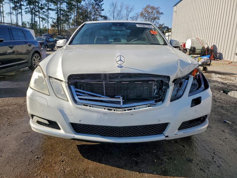 2010 Mercedes-benz E-klasse VIN WDDHF5GBXAA128947 COPART salvage auction — FRONT END, Sc - Cert Of Title-Salvage, sold $175 on 2026-08-03 (photo 5)