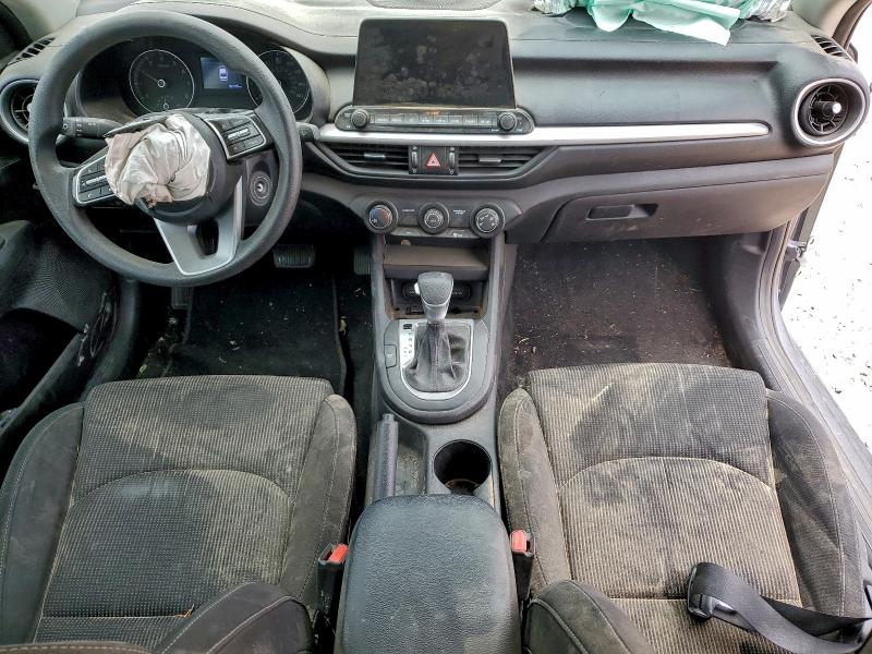 2021 Kia Forte VIN 3KPF24AD8ME364757 COPART salvage auction — FRONT END, Tx - Salvage Vehicle Title, sold $1,300 on 2026-07-02 (photo 8)