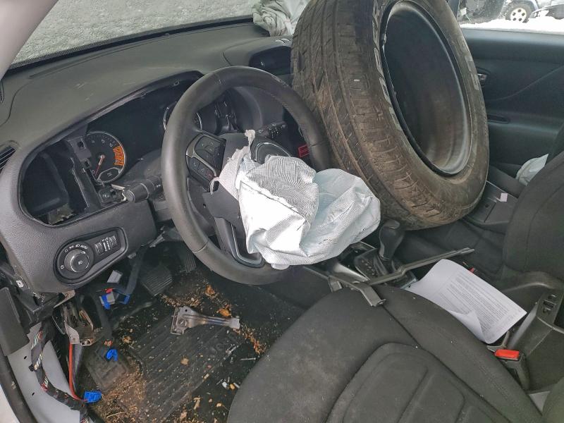 2022 Jeep Renegade VIN ZACNJDB10NPN90182 COPART salvage auction — STRIPPED, Mi - Cert Of Title-Salvage Vehicle, sold $325 on 2026-07-21 (photo 8)