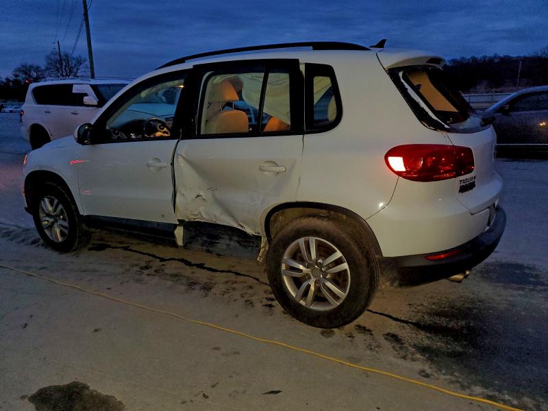 2017 Volkswagen Tiguan VIN WVGAV7AX9HK022794 COPART salvage auction — SIDE, Salvage Title, sold $550 on 2026-08-03 (photo 2)