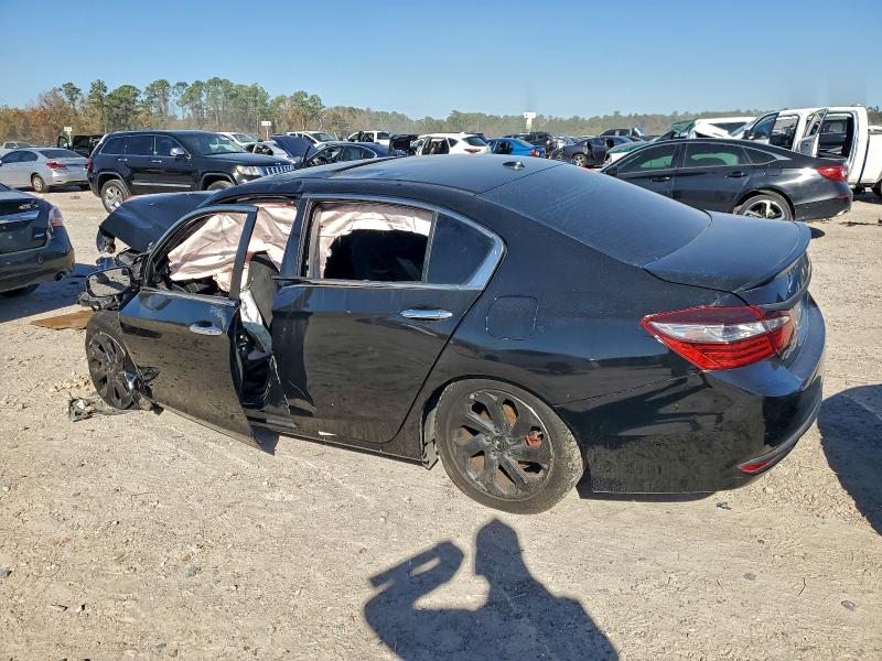 2017 Honda Accord VIN 1HGCR2F76HA176366 COPART salvage auction — FRONT END, Tx - Salvage Vehicle Title, sold $700 on 2026-07-02 (photo 2)