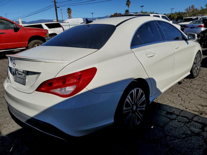 2017 Mercedes-benz Cla-class VIN WDDSJ4EBXHN489471 COPART salvage auction — MINOR DENT/SCRATCHES, Ca - Dis/Dlr/Exp Only Clean Title, sold $3,975 on 2026-07-29 (photo 3)