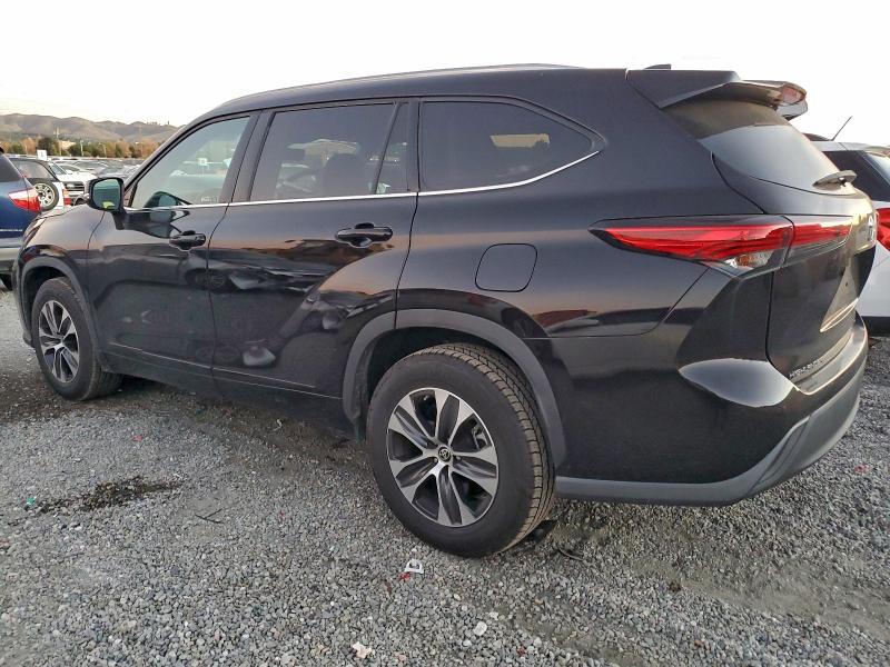 2021 Toyota Highlander VIN 5TDHZRAH0MS039109 COPART salvage auction — REAR END, Ca - Salvage Certificate, sold $20,400 on 2026-07-08 (photo 2)