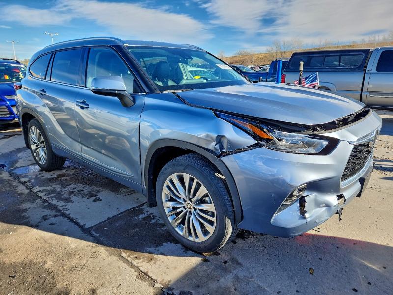2022 Toyota Highlander VIN 5TDFZRBH5NS183455 COPART salvage auction — FRONT END, CO - PUBLIC - SALVAGE TITLE, sold $23,200 on 2026-07-13 (photo 4)