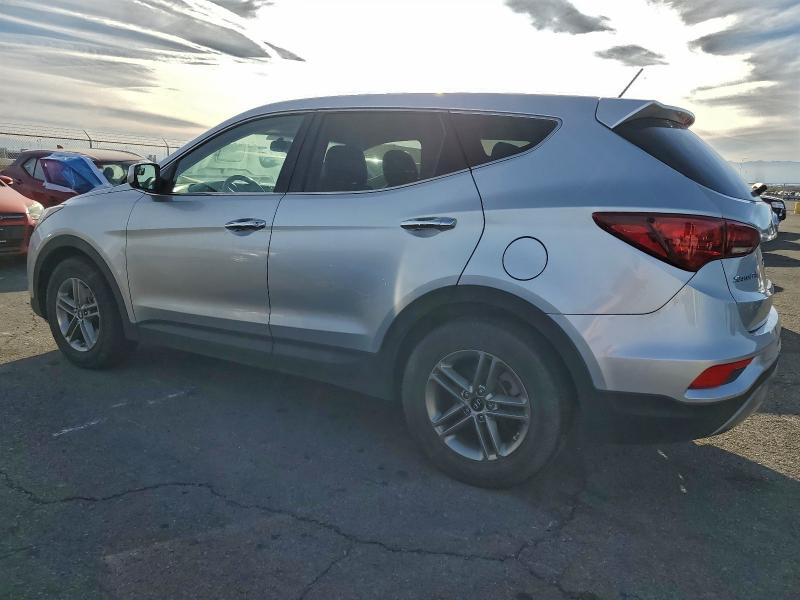 2018 Hyundai Santa fe VIN 5XYZTDLB0JG568764 COPART salvage auction — MINOR DENT/SCRATCHES, Nv -, sold $725 on 2026-07-29 (photo 2)