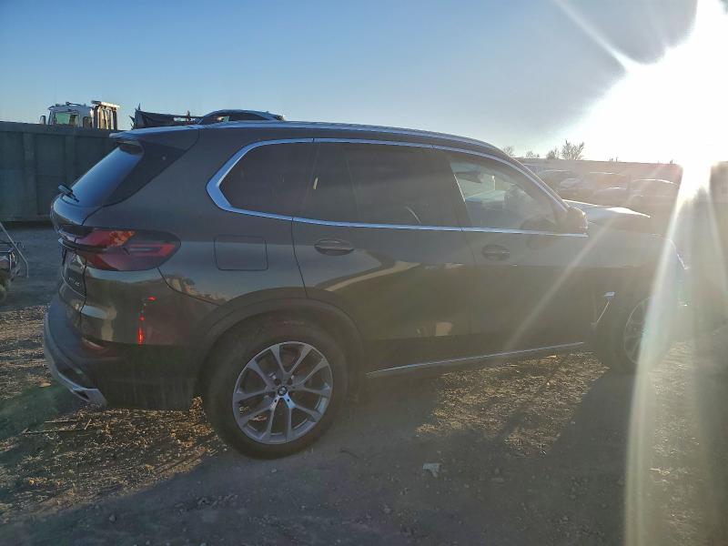 2025 BMW X5 VIN 5UX23EU05S9W72060 COPART salvage auction — Front End, KY - CERT OF TITLE-SALVAGE, sold $26,250 on 2026-04-02 (photo 3)