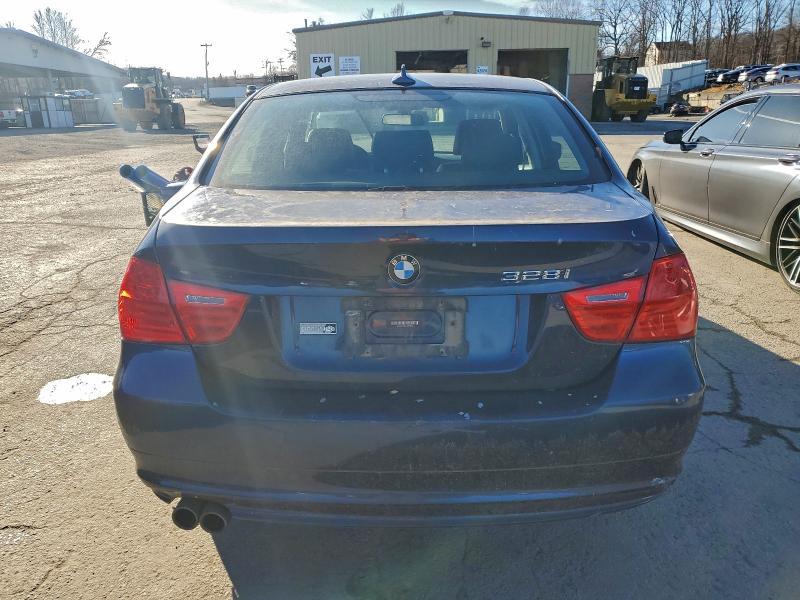 2011 BMW 3er VIN WBAPK7C51BA773224 COPART salvage auction — REAR END, Nj - Certificate Of Title, sold $475 on 2026-08-04 (photo 6)