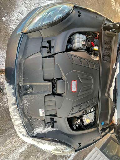 2020 Porsche Cayenne VIN WP1AF2AY7LDA39117 COPART salvage auction — Minor Dent/Scratches, AL - CERTIFICATE OF TITLE (P), sold $36,750 on 2026-04-14 (photo 6)