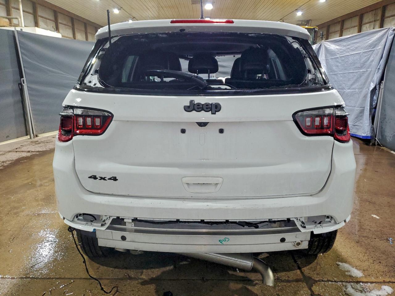 2025 Jeep Compass VIN 3C4NJDBN7ST617713 COPART salvage auction — Rollover, OH - CERT OF TITLE-SALVAGE (P), sold $1,850 on 2025-12-31 (photo 6)