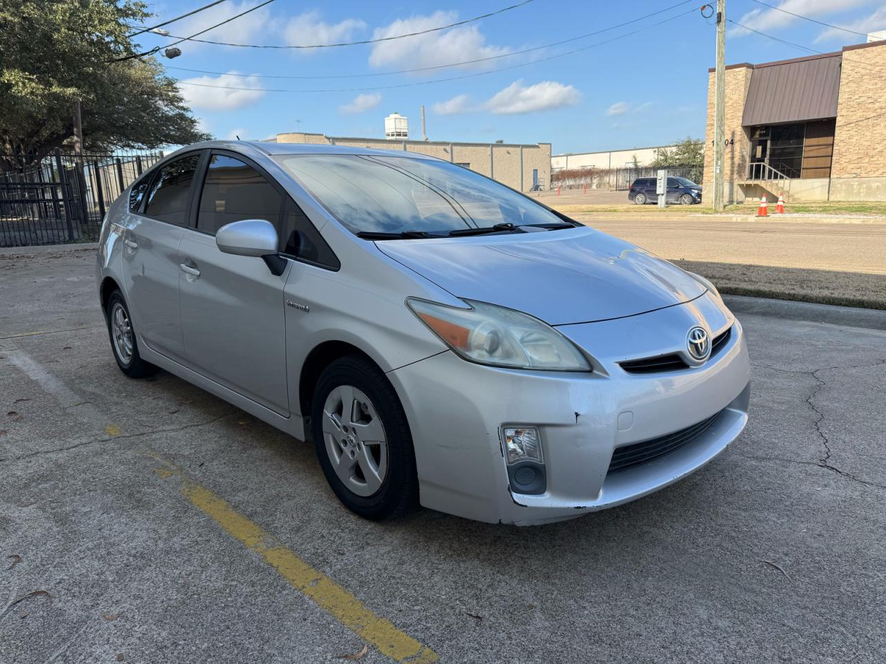 2010 Toyota Prius VIN JTDKN3DUXA0145492 COPART salvage auction — Minor Dent/Scratches, TX - CERTIFICATE OF TITLE (P), sold $4,850 on 2026-01-29 (photo 1)