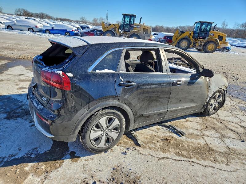 2017 Kia Niro VIN KNDCB3LC2H5049407 COPART salvage auction — BURN, WI - JUNKED VEHICLE BILL OF SALE, sold $300 on 2026-07-13 (photo 3)