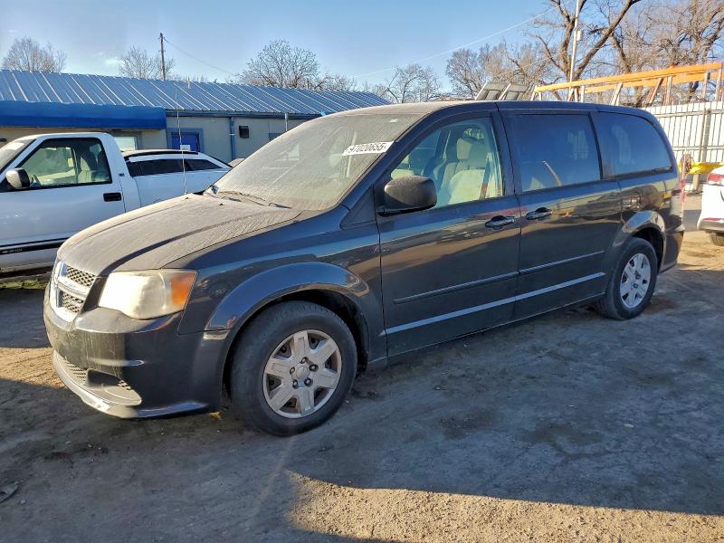 2012 Dodge Grand caravan VIN 2C4RDGBG3CR153268 COPART salvage auction — HAIL, Ks - Cert Of Title-Salvage, sold $300 on 2026-07-20 (photo 1)