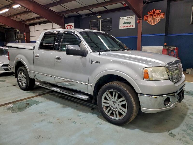 2007 Lincoln Mark series VIN 5LTPW18507FJ12241 COPART salvage auction — REAR END, Ny - Certificate Of Title, sold $1,650 on 2026-07-10 (photo 4)