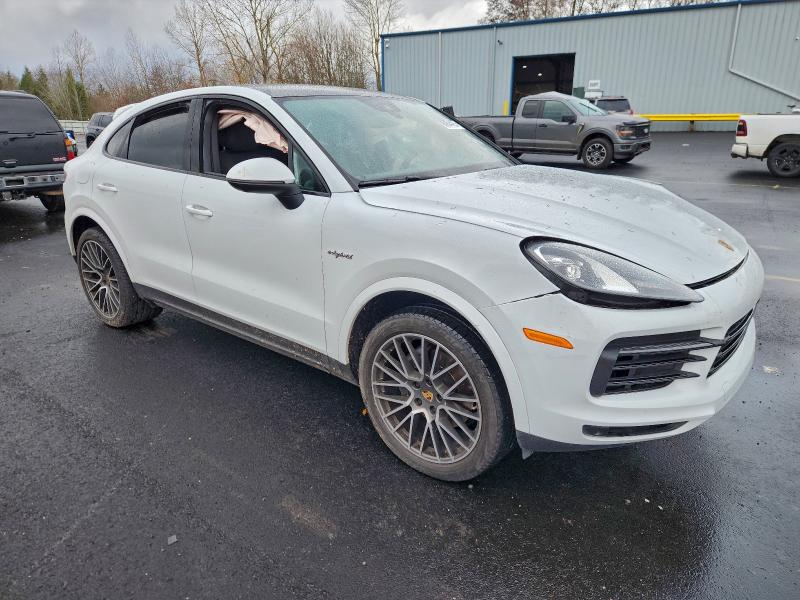 2021 Porsche Cayenne VIN WP1BE2AY8MDA44044 COPART salvage auction — FRONT END, OR - LIEN PAPERS SALVAGE, sold $7,500 on 2026-07-27 (photo 4)