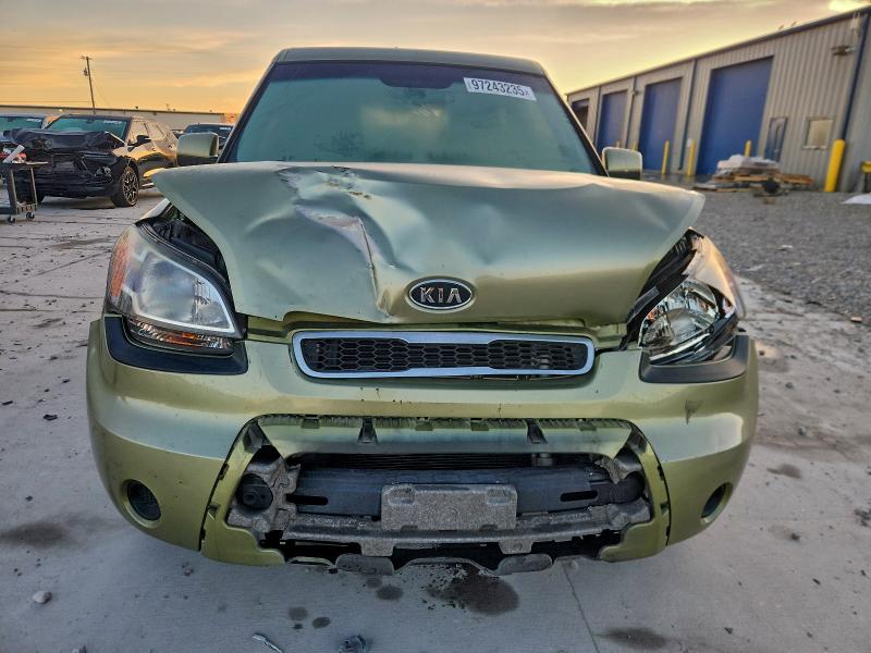 2011 Kia Soul VIN KNDJT2A2XB7238407 COPART salvage auction — FRONT END, Tx - Salvage Vehicle Title, sold $375 on 2026-07-24 (photo 5)
