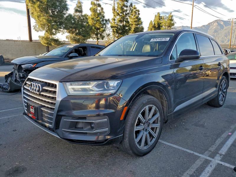 2017 Audi Q7 VIN WA1LAAF75HD051626 — COPART salvage auction photo