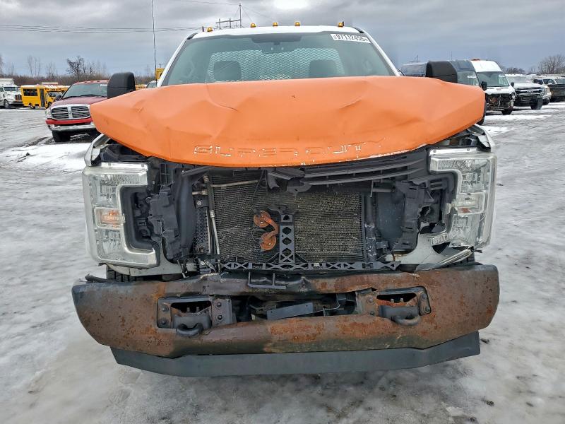 2017 Ford F-250 super duty VIN 1FTBF2A62HEB63088 COPART salvage auction — FRONT END, Ny - Mv-907A Salvage Certificate, sold $1,600 on 2026-07-08 (photo 5)