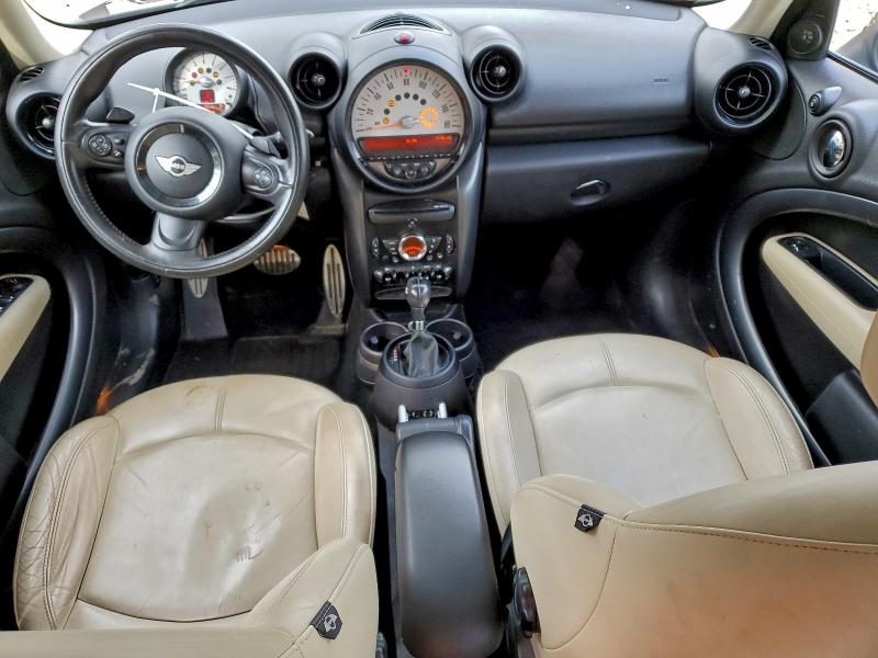 2013 Mini Cooper VIN WMWZC3C54DWP21302 COPART salvage auction — MINOR DENT/SCRATCHES, IL - CERTIFICATE OF TITLE, sold $1,700 on 2026-07-24 (photo 8)