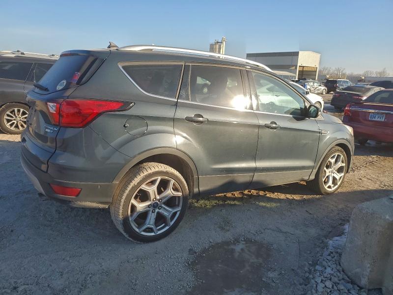 2019 Ford Escape VIN 1FMCU9J95KUC32779 COPART salvage auction — FRONT END, Mo - Salvage Certificate Of Title, sold $1,700 on 2026-07-04 (photo 3)