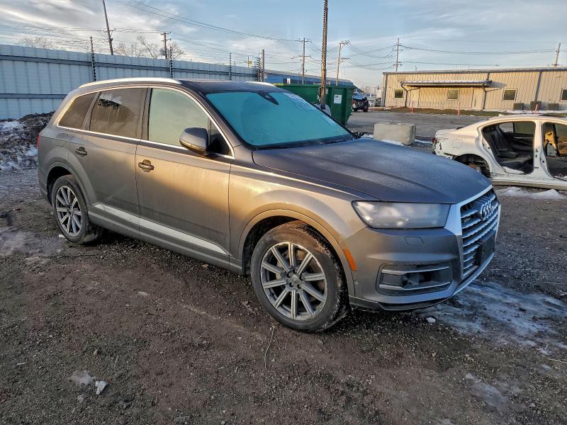 2019 Audi Q7 VIN WA1VAAF79KD040404 COPART salvage auction — VANDALISM, Il - Salvage Certificate, sold $7,400 on 2026-07-06 (photo 4)