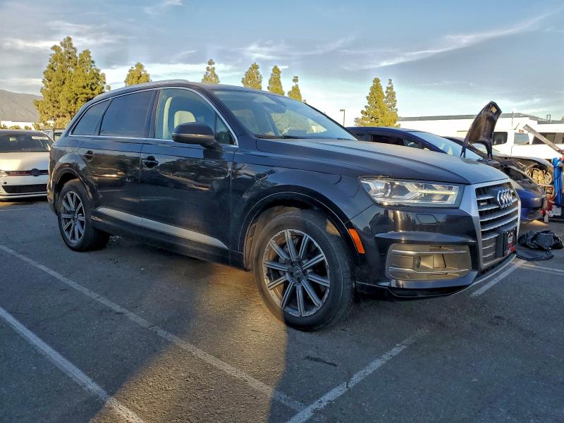 2017 Audi Q7 VIN WA1LAAF75HD051626 COPART salvage auction — NORMAL WEAR, Ut - Dis/Dlr/Exp Only Clean Title, sold $4,650 on 2026-07-02 (photo 4)