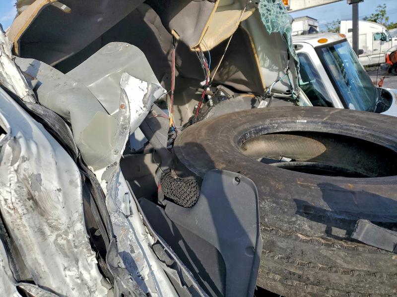 2024 International Mv-series VIN 1HTEUMML5RS653367 COPART salvage auction — ROLLOVER, Fl - Certificate Of Destruction, sold $13,200 on 2026-07-28 (photo 5)