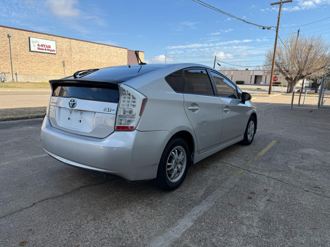 2010 Toyota Prius VIN JTDKN3DUXA0145492 COPART salvage auction — Minor Dent/Scratches, TX - CERTIFICATE OF TITLE (P), sold $4,850 on 2026-01-29 (photo 4)
