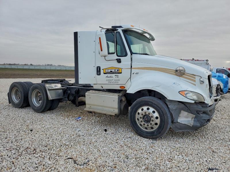 2016 International Prostar VIN 3HCDJAPR6GL223538 — COPART salvage auction photo