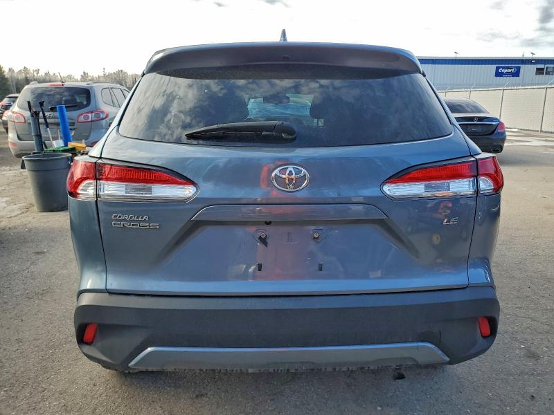 2022 Toyota Corolla cross VIN 7MUCAAAG1NV002930 COPART salvage auction — SIDE, On - Permit No Brand - Unfit, sold $2,500 on 2026-07-30 (photo 6)