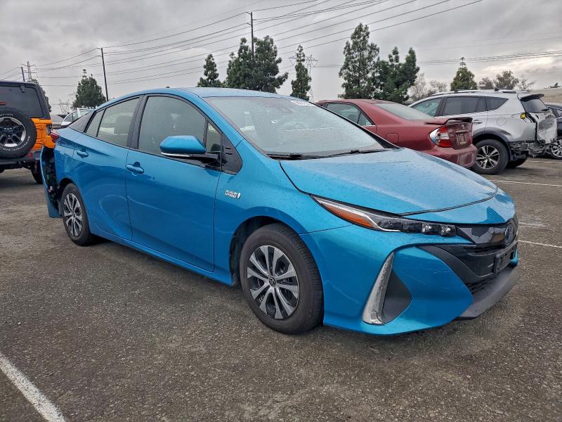2017 Toyota Prius prime VIN JTDKARFP3H3059357 COPART salvage auction — REAR END, Ca - Salvage Certificate, sold $7,500 on 2026-08-04 (photo 4)