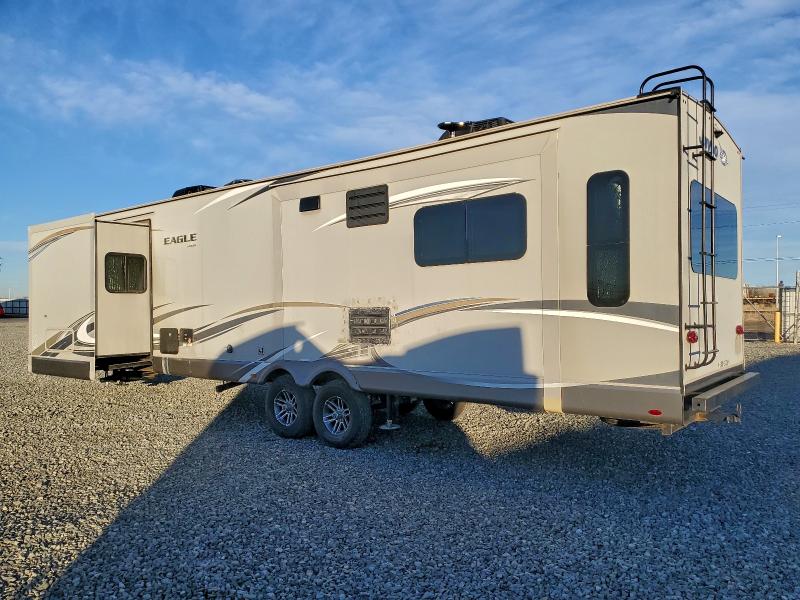 2020 VIN 1UJBJ0BU3L1EE0054 COPART salvage auction — MINOR DENT/SCRATCHES, NE - DIS/DLR/EXP ONLY CLEAN TITLE, sold $11,000 on 2026-07-14 (photo 3)