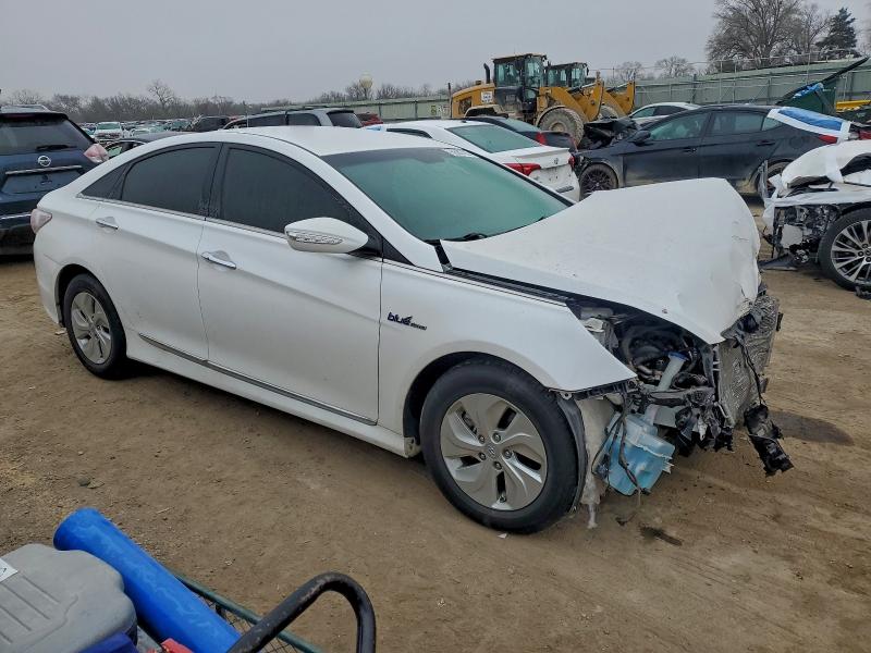 2015 Hyundai Sonata VIN KMHEC4A44FA128777 COPART salvage auction — FRONT END, Ks - Cert Of Title-Salvage, sold $450 on 2026-07-14 (photo 4)