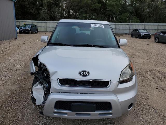 2011 Kia Soul VIN KNDJT2A14B7332466 COPART salvage auction — FRONT END, Fl - Certificate Of Destruction, sold $500 on 2026-07-10 (photo 5)