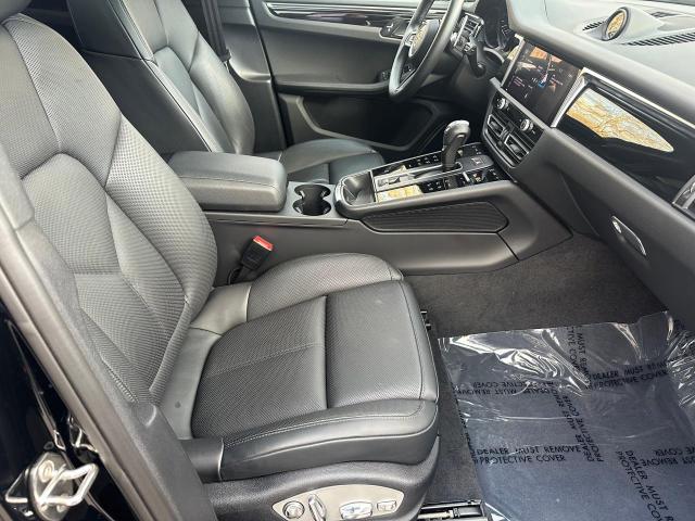 2023 Porsche Macan VIN WP1AA2A59PLB12875 COPART salvage auction — NORMAL WEAR, MA - CERTIFICATE OF TITLE (P), sold $13,500 on 2025-02-27 (photo 5)